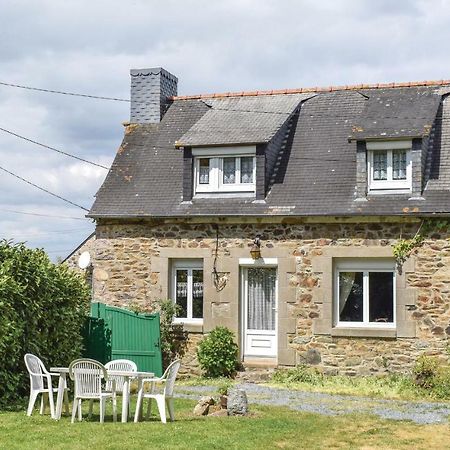 Lovely Home In Le Faouet With Kitchen ภายนอก รูปภาพ